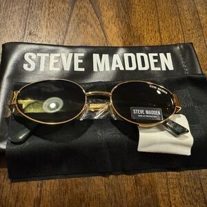 Steve Madden Black and Gold Sunglasses